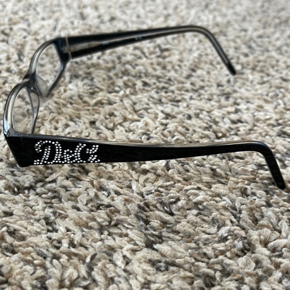 Eye glasses